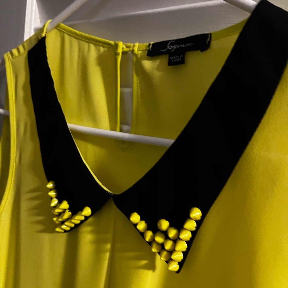 Soprano brand women’s top. Brand New W/ No tags. Perfect for summer.